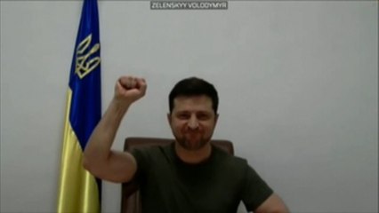 Zelenski asegura que Ucrania lucha "por ser tan libres" como la UE