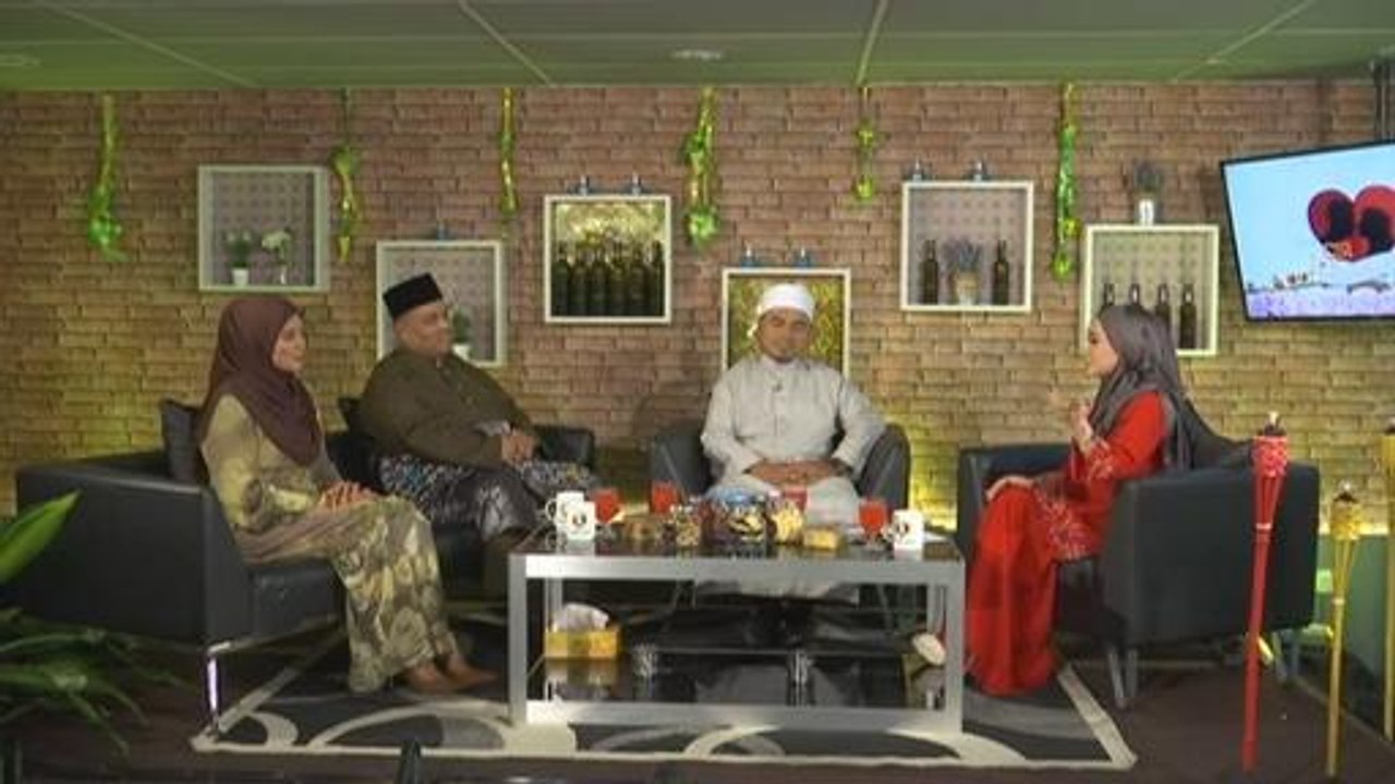 CSI: Ragam pasangan suami isteri menyambut Aidilfitri