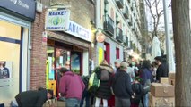 Supermercados y asociaciones ucranianas en Madrid organizan recogidas de ayuda humanitaria