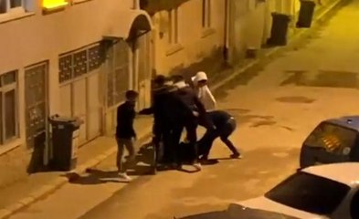 7 kişi 1 gence böyle saldırdı