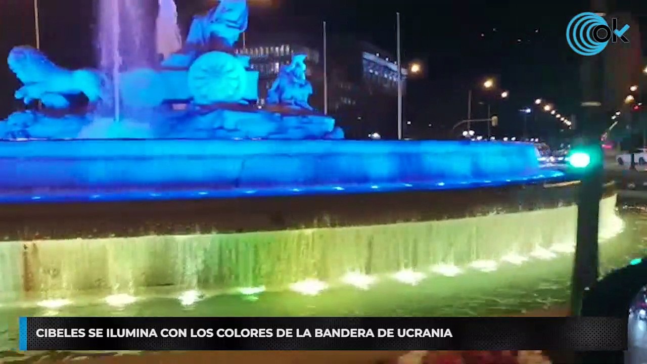 Cibeles se ilumina con los colores de la bandera de Ucrania