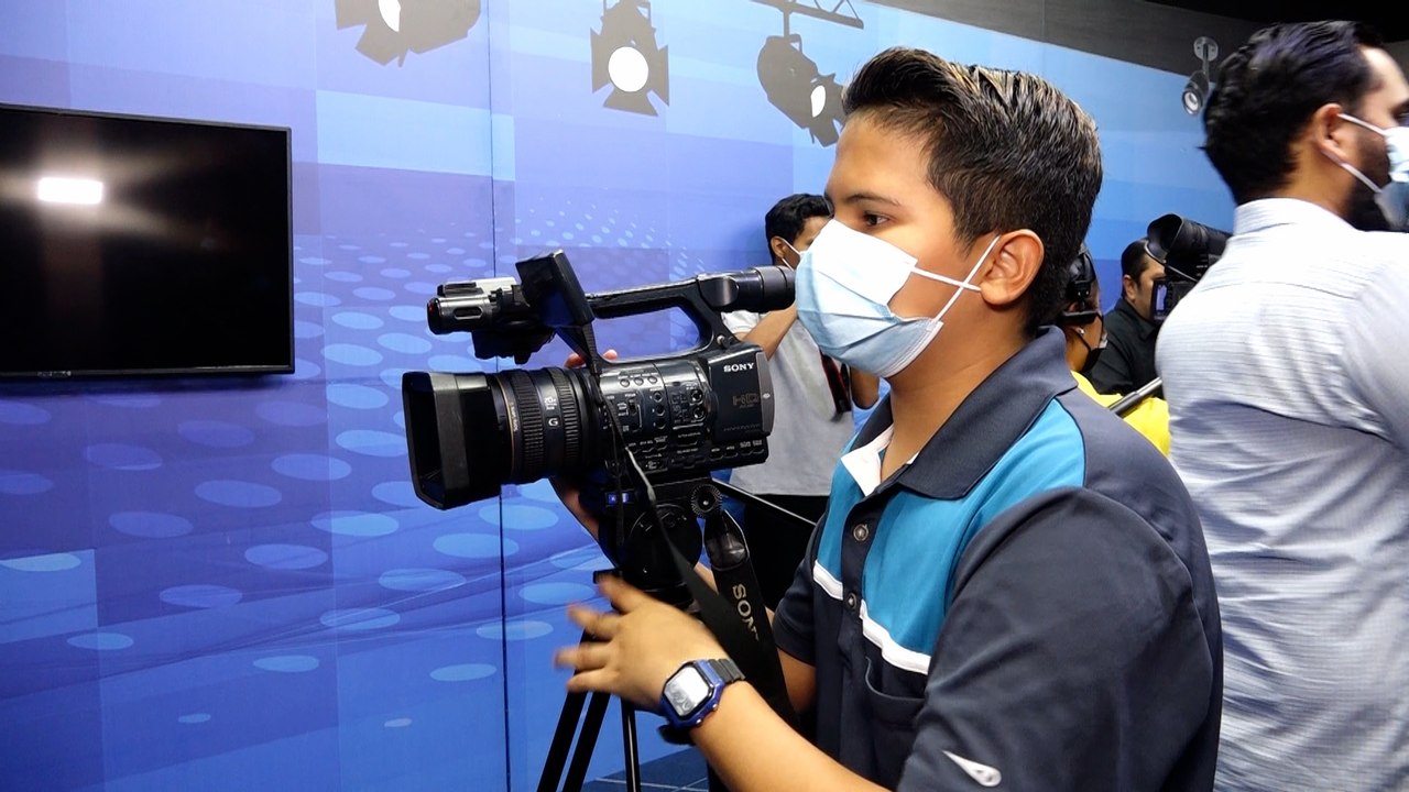 MinJuve realiza taller con estudiantes de periodismo de la UdeM