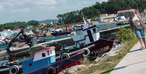 Unauthorized Living S01 E04 – Intense Drama Unfolds