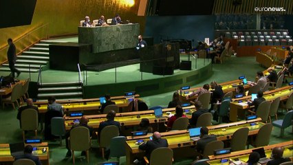 VIDEO: Baerbock auf Englisch zu Ukraine: "Es geht um Mia und die Zukunft unserer Kinder"