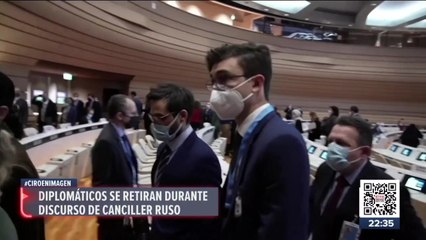 Diplomáticos se retiran durante discurso de canciller ruso