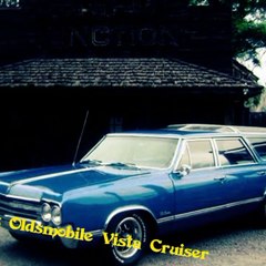 1965 Oldsmobile Vista Cruiser . Classic cars