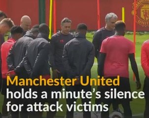Manchester United holds a moment of silence for attack victims