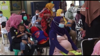 Video herunterladen: 4 Kabupaten di Jawa Timur Darurat Stunting