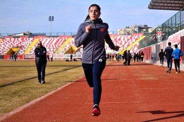 Nevin İnce: "En büyük hedefim 2024 Paris Olimpiyatları'nda ülkemi en iyi şekilde temsil etmek"