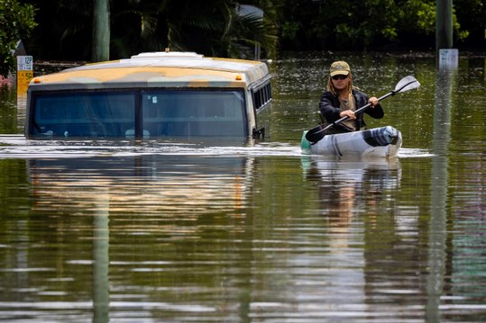 Australie : des «bombes» de pluie font neuf morts et 150 000 déplacés