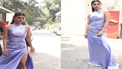 Mouni Roy चमचमाती dress में DID के सेट पर ऐसे बलखाई, Sonali Bendre देख हुई खुश; Video | FilmiBeat