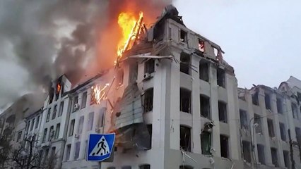 الجيش الروسي يعلن السيطرة على خيرسون في جنوب أوكرانيا وينفذ إنزالا في خاركيف