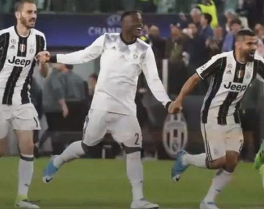 Inspired Alves leads Juventus into Champions Le...