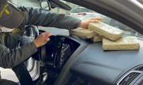 Palermo - 4 chili di cocaina nascosti nel cruscotto dell'auto: arrestato 