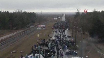 Ukrayna'nın Energodar kentinde siviller anayolu kapattı