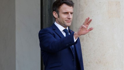 VOICI - Emmanuel Macron : cette décision qui inquiète son entourage en pleine guerre en Ukraine