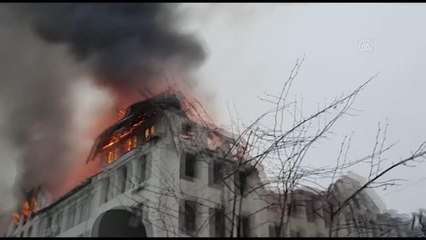 Son dakika haber | Bölgesel polis ofisi Rus güçlerinin füze saldırısı sonucu vuruldu - Enkazdan çıkarılan yaralı
