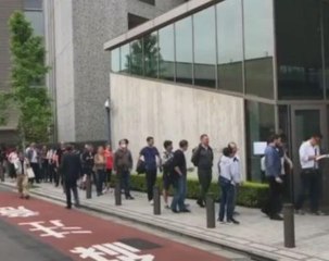 French expats queue up to vote in Tokyo