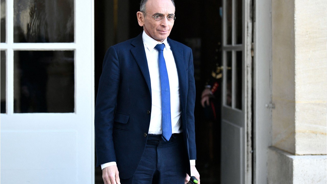 Étourdi, Éric Zemmour oublie (encore) de payer ses courses au Bon Marché