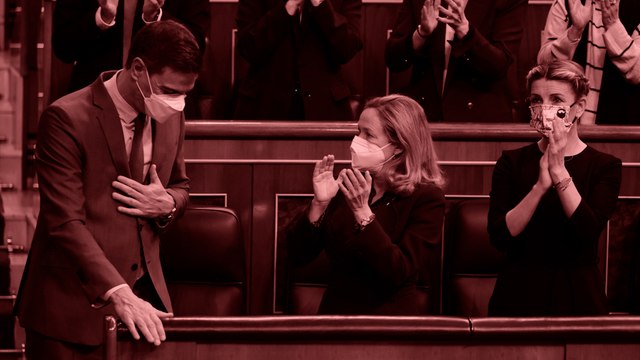 Yolanda Díaz se desmarca de Podemos y apoya a Sánchez en el envío de armas