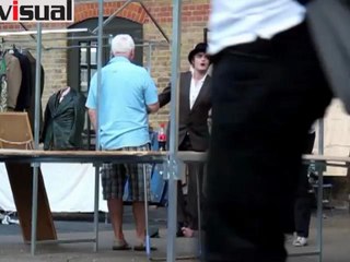 Pete Doherty se déshabille en public... pour un shooting