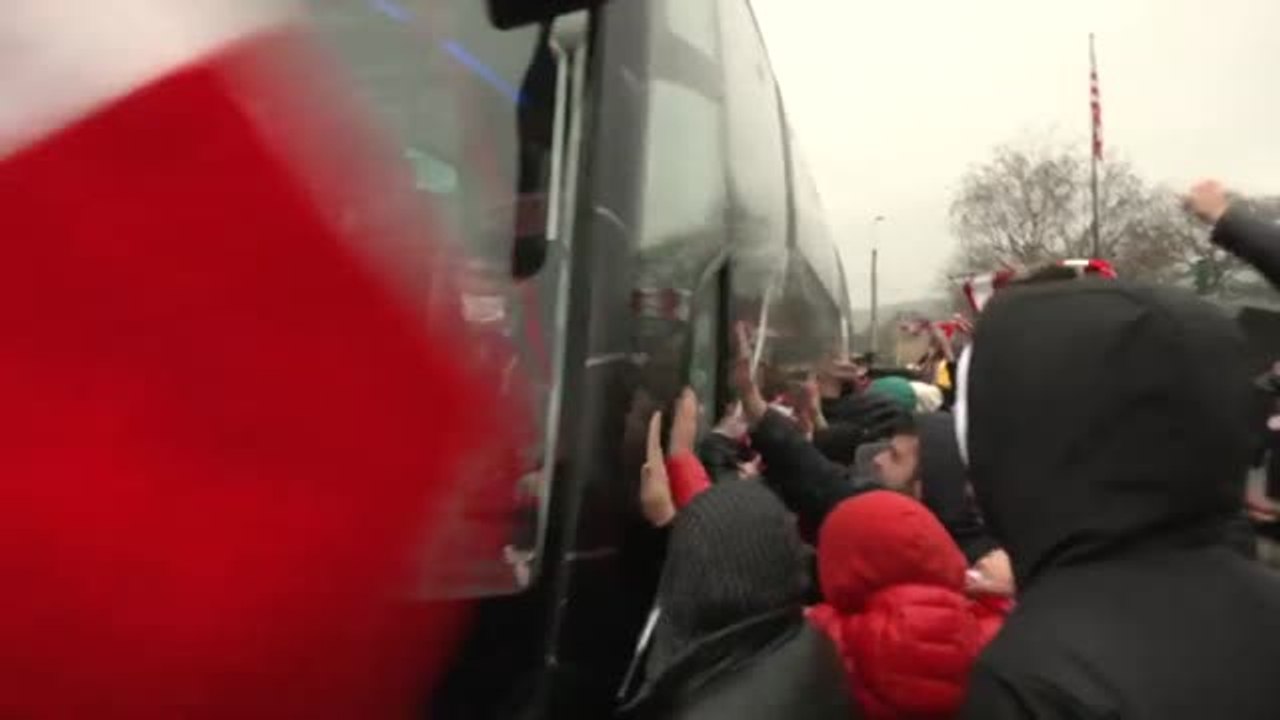 El Valencia y el Athletic buscan esta noche una plaza en la final de la Copa
