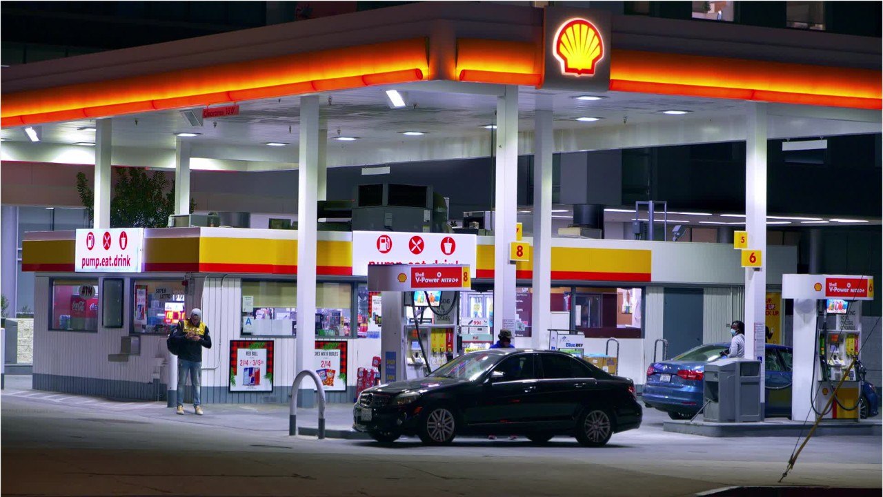 Benzin und Diesel noch teurer - ADAC rät, abends zu tanken