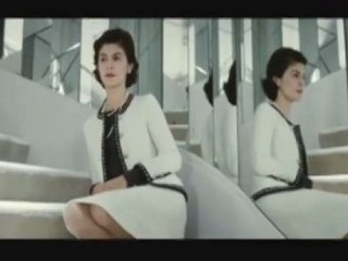 Tải video: Anne Fontaine et Audrey Tautou racontent Coco avant Chanel