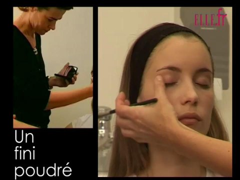 Maquillage : un teint poudré