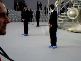 Fonelle kiffe les garçons en chaussons