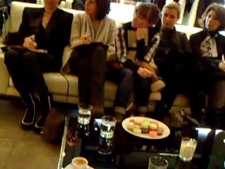 Fonelle TV : La plus jeune de la ELLE team chez Azzaro