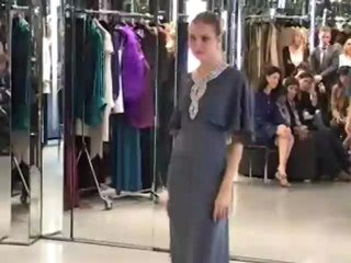 Interview : Vanessa Seward et ses créations pour Azzaro