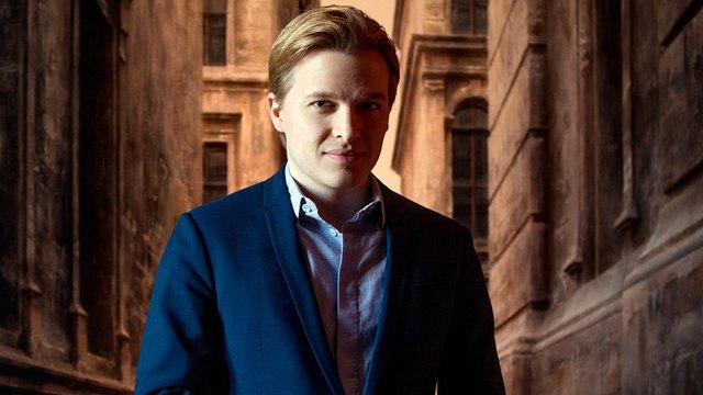 Qui est Ronan Farrow, fils de Woody Allen et Mia Farrow, qui a fait éclater le scandale Harvey Weinstein ?