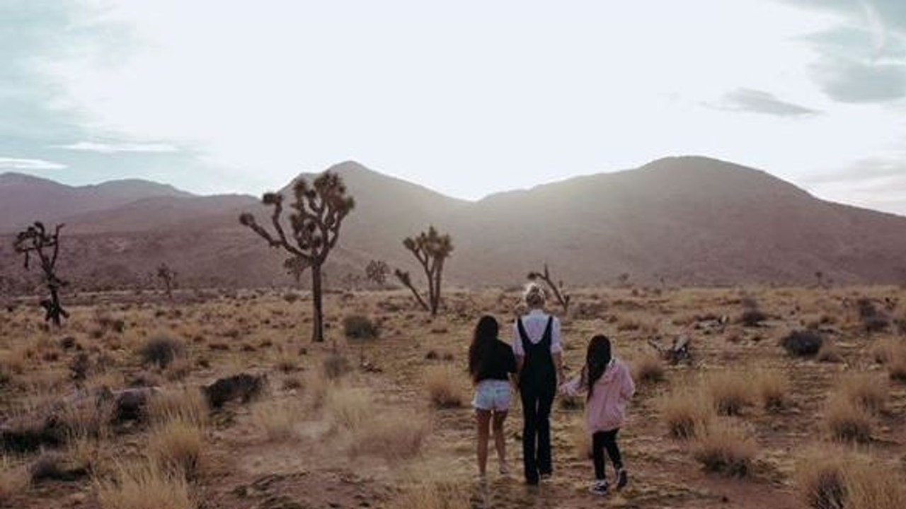 L'émouvant message de Jade Hallyday à Johnny : « Maman, Joy et moi t'aimons et tu nous manques tellement tous les jours »