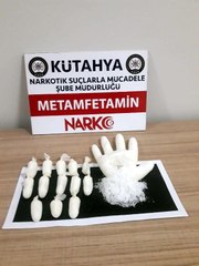 ŞAMPUAN VE EL KREMİ KUTUSUNA SAKLADIĞI UYUŞTURUCUYLA YAKALANDI