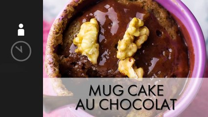 A TABLE : MUG CAKE AU CHOCOLAT