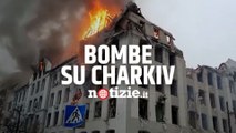 Guerra Russia-Ucraina, bombe su Charkiv: le immagini dei palazzi sventrati dai missili di Putin