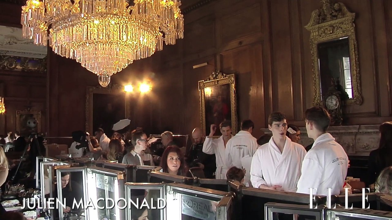 Défilé Julien Macdonald prêt à porter Automne-Hiver 2017-2018