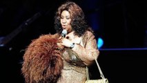 Aretha Franklin : pourquoi portait-elle toujours un sac sur scène ?