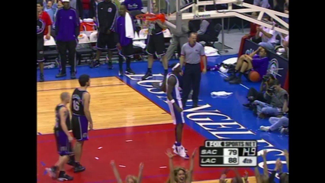 This Day in History Lamar Odom to Darius Miles for the showtime alley