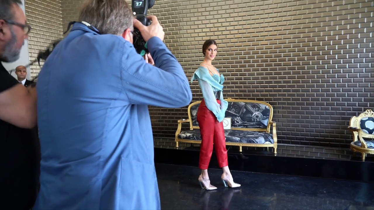 Iris Mitteneare nous entraîne dans les coulisses du défilé Jean Paul Gaultier