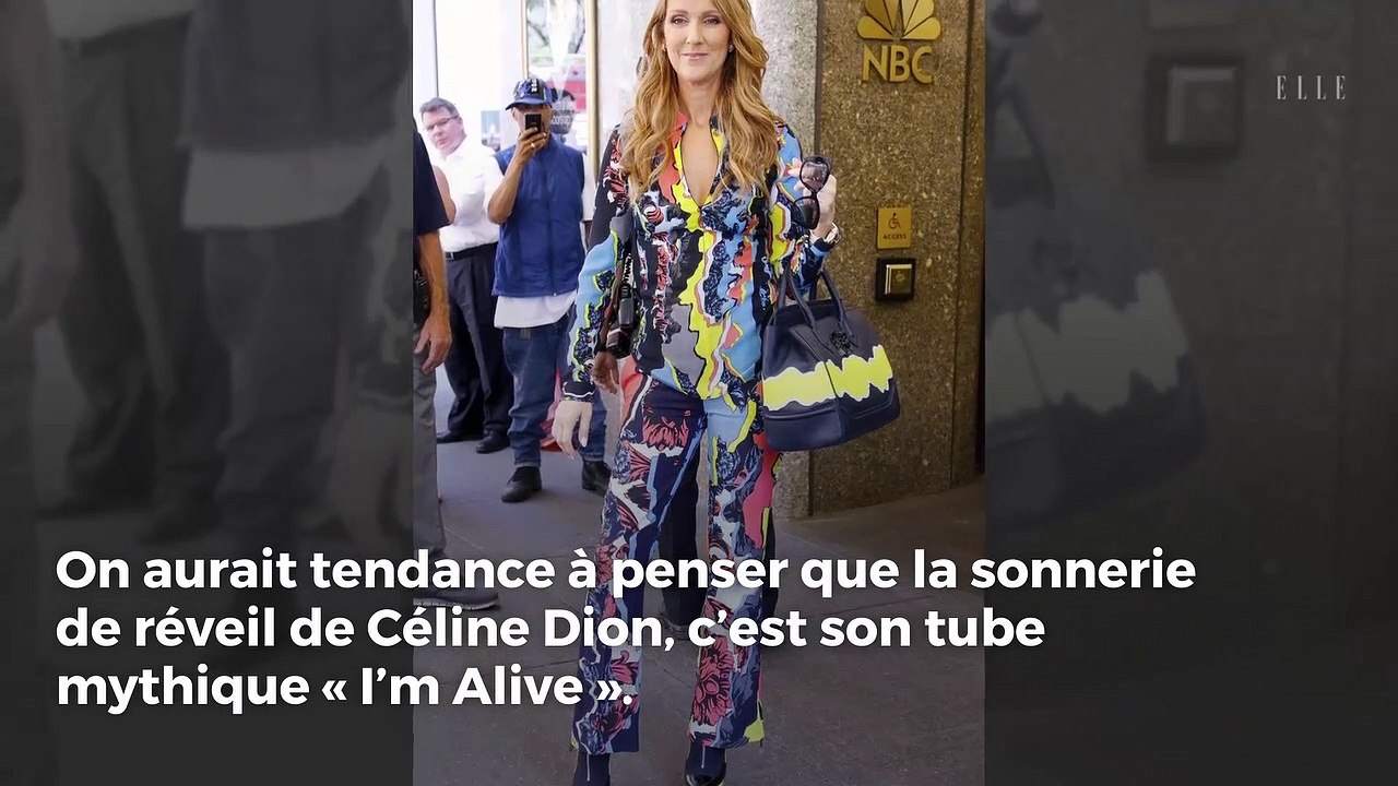 Qu’est-ce qui est jaune et qui attend ? Céline Dion !