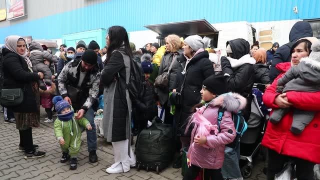 Rusya'nın Ukrayna'ya saldırıları sürerken siviller Polonya'ya gelmeye devam ediyor
