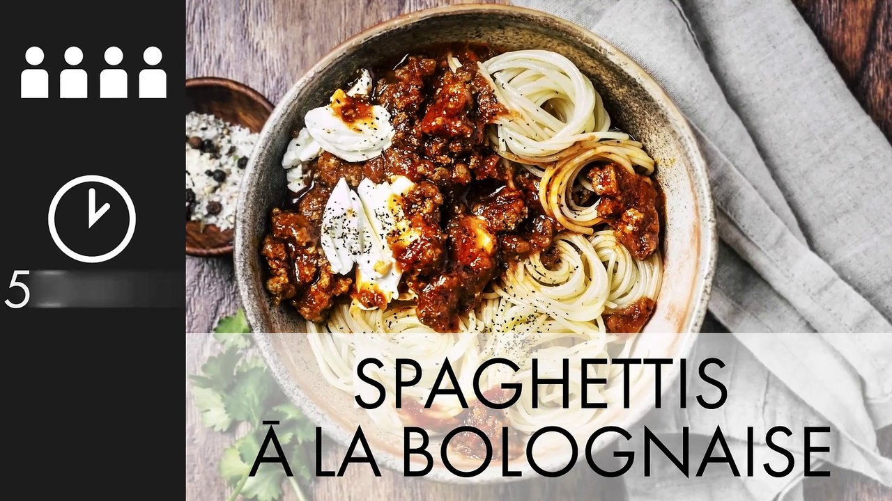 A TABLE : Spaghettis à la bolognaise
