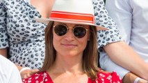 Pippa Middleton enceinte : les photos de sa partie de tennis, le ventre rond