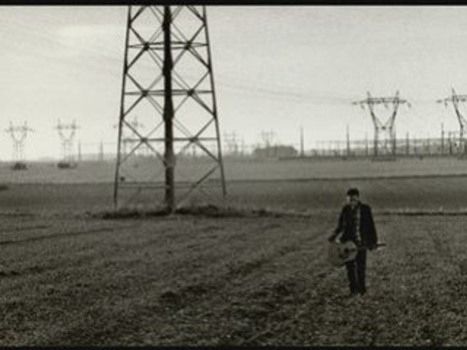 Damien saez interview radio sur J'veux du nucléaire