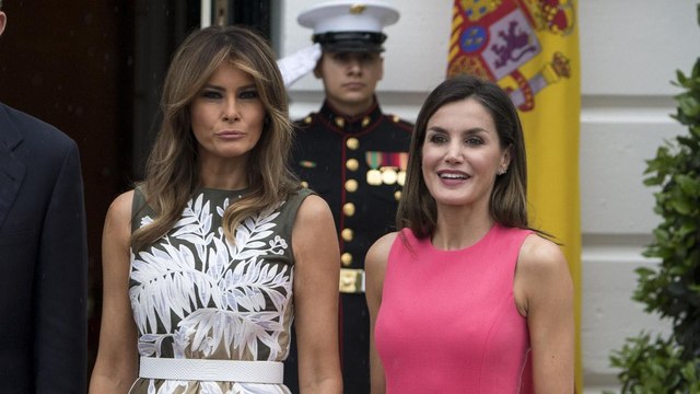 Letizia d’Espagne et Melania Trump portent la même robe, au même endroit