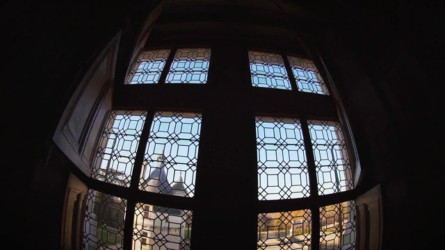 Chanel : quand Loïc Prigent nous dévoile les secrets de la collection Métiers d’art 2020-2021