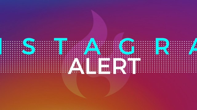 Emily Ratajkowski Shows Off Her Figure In An Almost Invisible Swimsuit