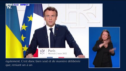 Emmanuel Macron:  "C'est bien seul et de manière délibérée que le Président Poutine a choisi la guerre"
